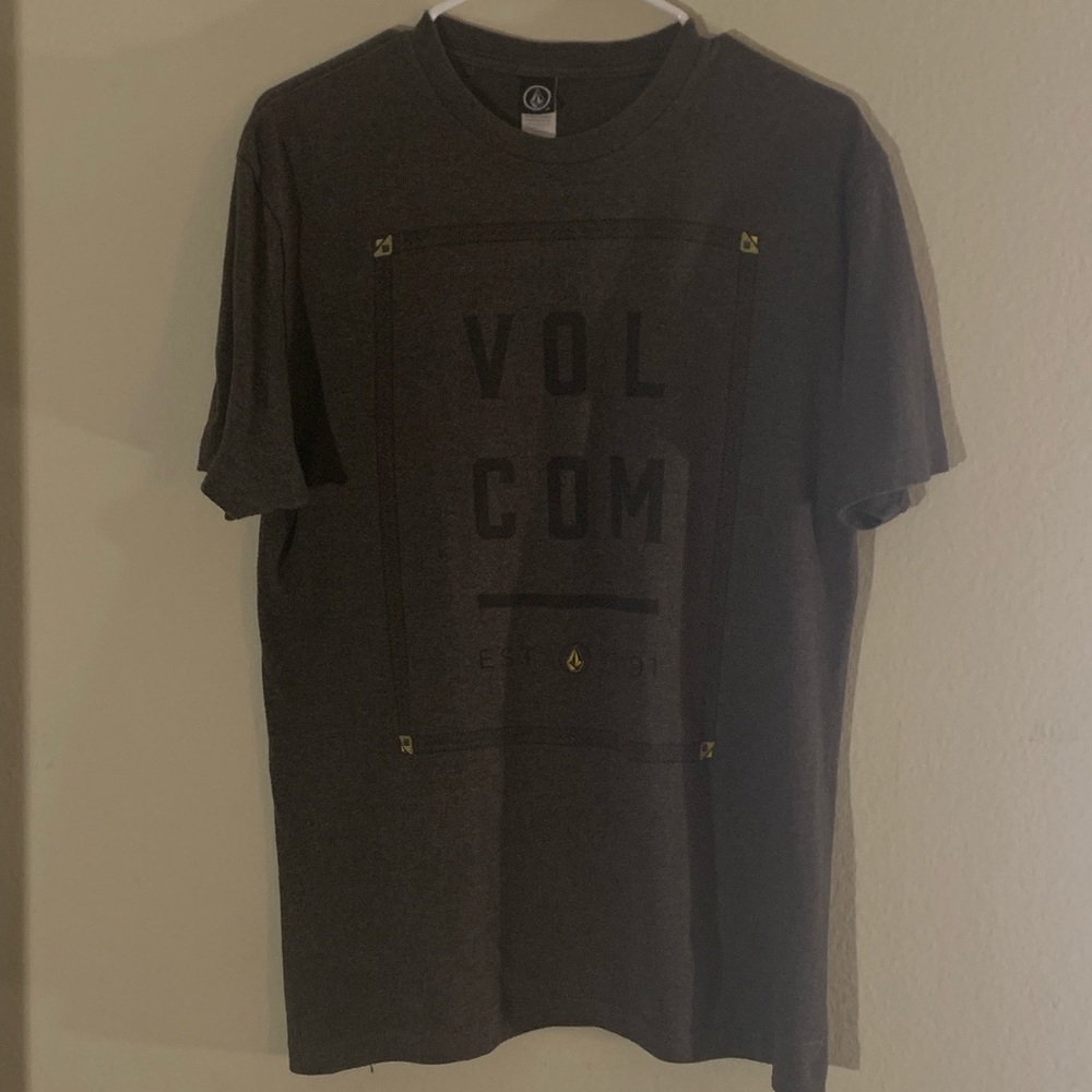 Volcom tee